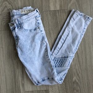 Rag & Bone Moto Panel Bleach Out Jean.